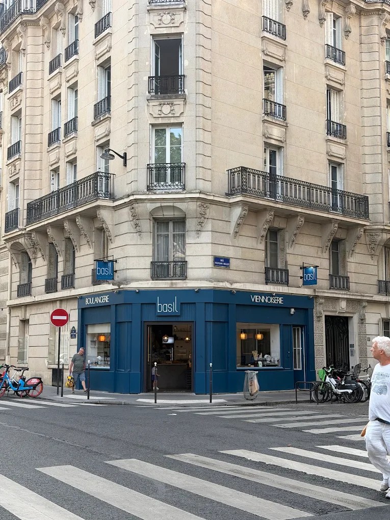 Basil bakery, products and workshop