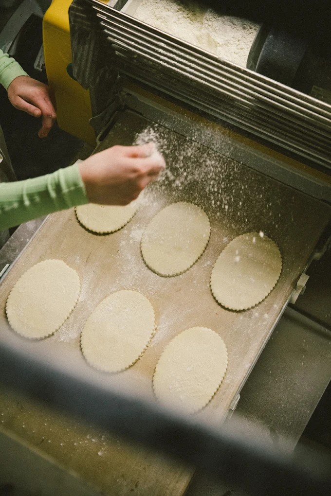 Basil bakery, products and workshop
